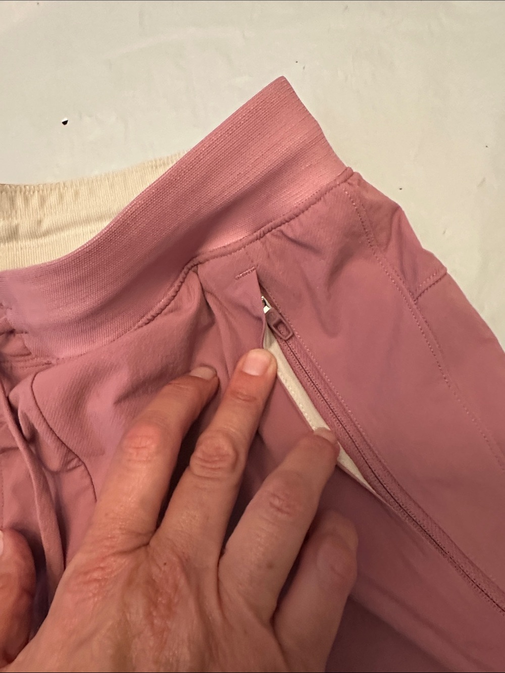 Men's Lululemon Performance Drawstring Shorts - Picture 3 of 6